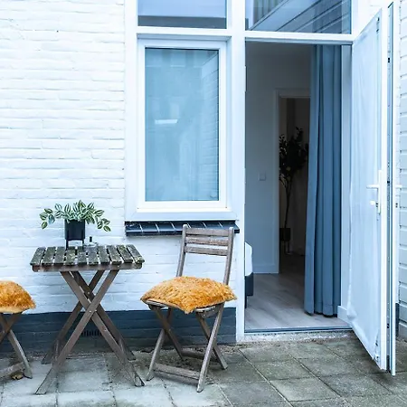 아파트 Fully Equipped Apartment, Lovely Bed