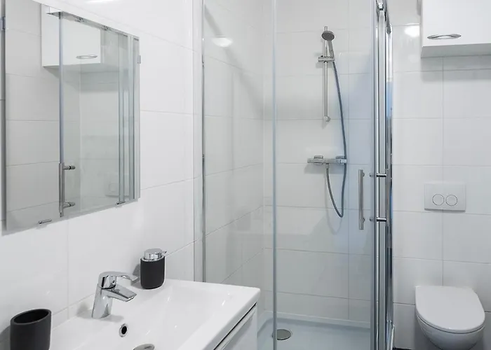 Fully Equipped Apartment, Lovely Bed Appartement *