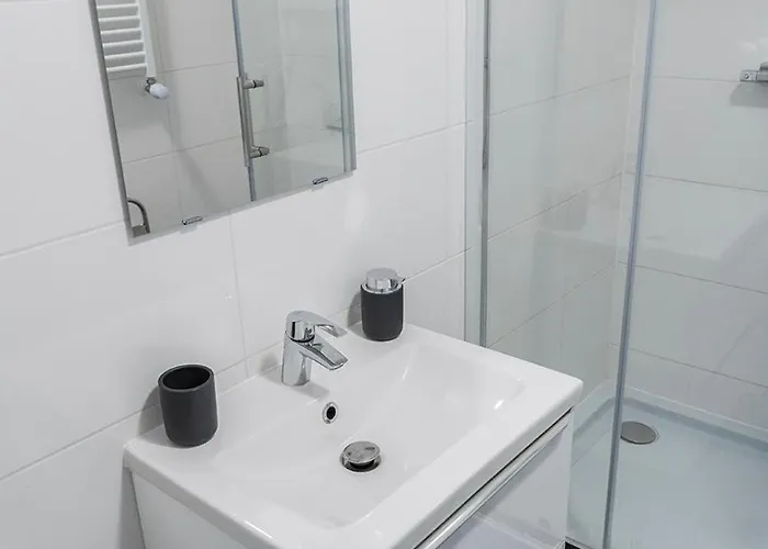 Fully Equipped Apartment, Lovely Bed *