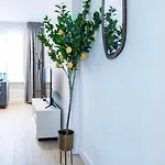 Fully Equipped Apartment, Lovely Bed Eindhoven