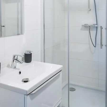 Fresh And Equipped Near Hotspots Appartement *