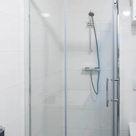 Fully Equipped Apartment, Lovely Bed *